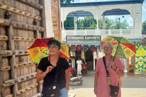 4 päivän yksityinen luksusmatka Kultaisen kolmion alueella Agra, Jaipur, Delhi