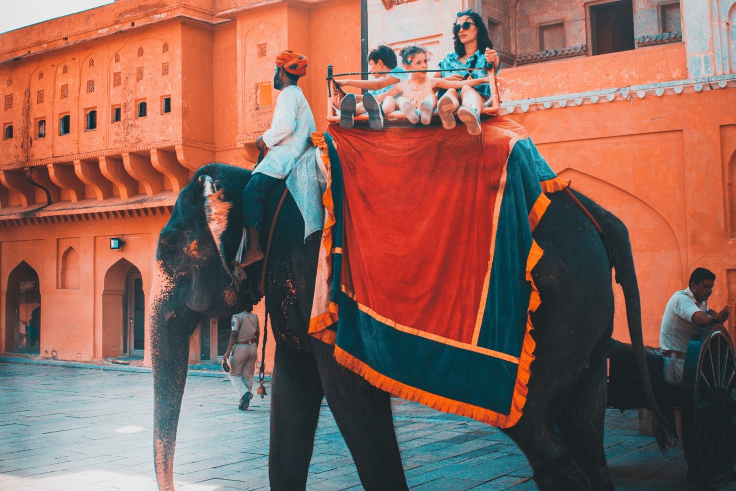 Tour indimenticabile del Taj Mahal con auto e guida