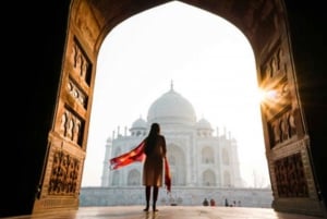 4 Night / 5 Days: Golden Triangle Tour Delhi -Agra -Jaipur.