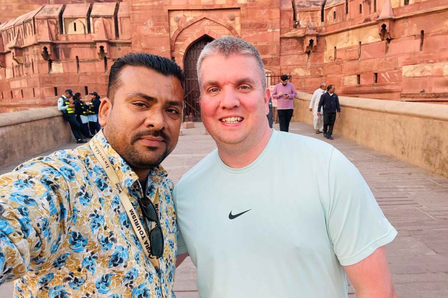 Tour di 5 giorni Delhi-Agra-Jaipur con sistemazione in hotel a 5*.