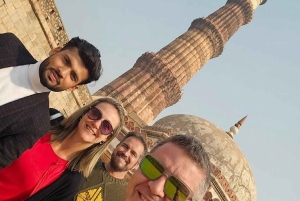 Tour di 5 giorni Delhi-Agra-Jaipur con sistemazione in hotel a 5*.