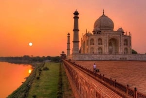 Visite du Triangle d'or Delhi Agra Jaipur avec Varanasi Sarnath