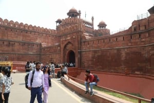 Excursão de 8 dias ao Triângulo Dourado com Ranthambore e Jhalana Safari