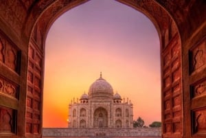 Triangolo d'oro di 9 giorni e viaggio a Varanasi da Delhi
