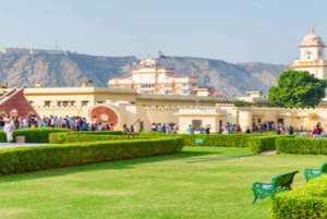 9-dagars tur till Gyllene triangeln och Udaipur med Holi-firande