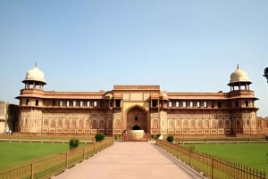 Agra: Taj Mahal, Forte de Agra e excursão de um dia a Fatehpur Sikri de carro