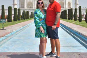 Taj Mahalin ohituskierros, Agran linnoitus ja Baby Taj