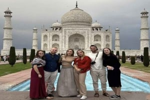 Agra: Taj Mahal Wycieczka z przewodnikiem z biletami wstępu bez kolejki
