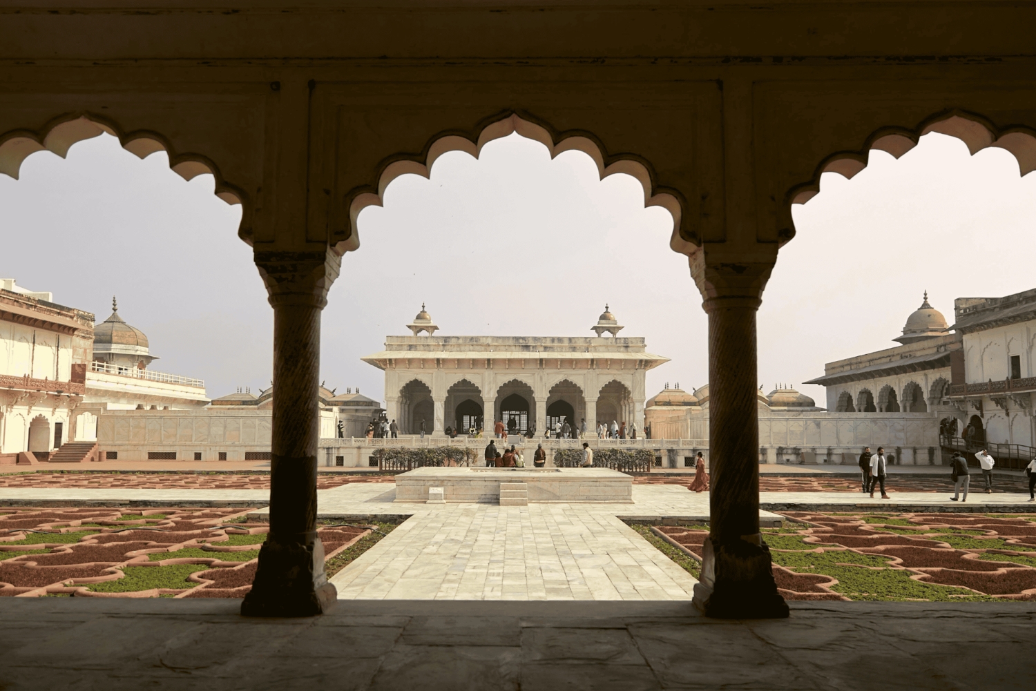 Agra: Taj Mahal – Guidet tur uten kø med flere alternativer