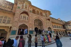 Amber fort Skip-the-Line E-tickets & guide Jaipur transfers