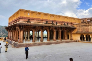 Amber fort Skip-the-Line E-tickets & guide Jaipur transfers