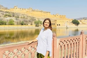 Visite d'une demi-journée : fort d'Amber, Jal Mahal et puits à Jaipur
