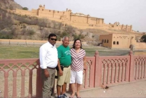 Boka Govt. Godkänd reseguide för Jaipur City Tour