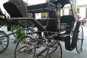 City Palace: Vintage Car Museum & Crystal Gallery Half-Day