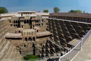 Day Tour Chand Baori, Bharatpur & Fatehpur Sikri from Jaipur