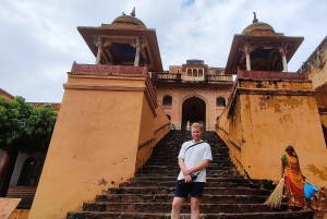 Delhi: 4-Day Golden Triangle Tour with German Speaking Guide