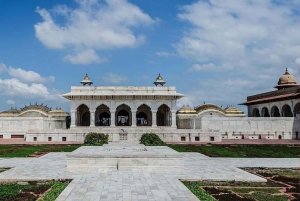 Золотой треугольник: Дели, Агра, Джайпур. Многодневное путешествие с сафари.