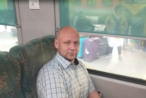 Delhi-Agra-Jaipur-varanarsi - Transfer by Express Train