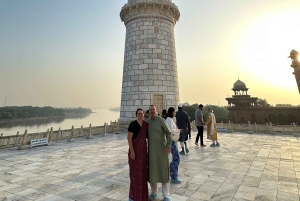 Delhi: Private 5-Day Golden Triangle Tour with Female Guide