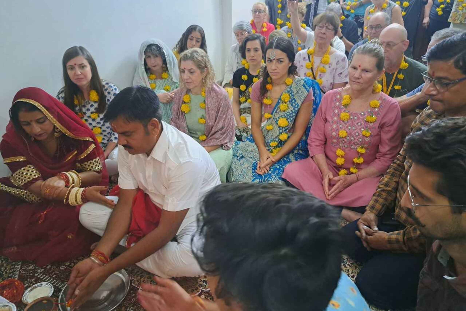 Celebración del Diwali con una familia local en Jaipur con cena