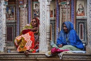 Desça para a cidade de Bikaner com visita à cidade de Mandawa de Jaipur