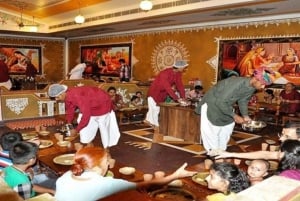City tour noturno em Jaipur e jantar em Chokhi Dhani