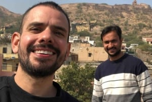 Experience Jaipur: Jewelry Making & Stone Cutting with Lunch