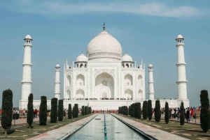 Esplora il tour del Triangolo d'Oro con Vanarasi