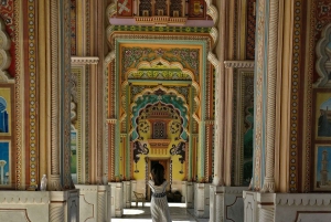 Jaipur: Private Sightseeing Tour by Car with Expert Guide