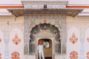 Vanuit Agra: Jaipur Privé Tour per Auto met Delhi Drop Optie