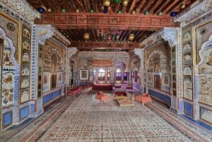 Из Дели: 2-дневный тур по Золотому треугольнику в Агру и Джайпур