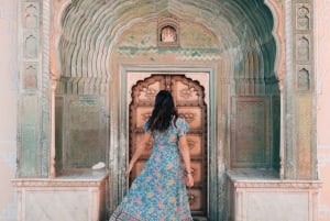 From Delhi: 4-Day Golden Triangle with Ranthambore Trip