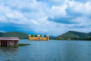 Ab Delhi: 4-tägige private Luxus-Goldene-Dreieck-Tour in Indien