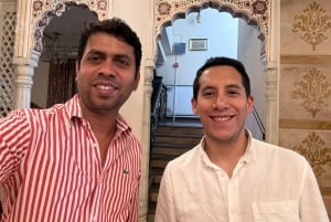 Excursão de 8 dias ao Triângulo Dourado com Ranthambore e Jhalana Safari