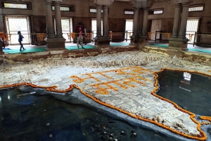 Delhistä: 6 päivän Kultaisen kolmion kiertoajelu Varanasilla