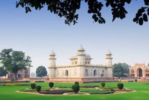 Z Delhi: 6-dniowa wycieczka po Złotym Trójkącie z Varanasi samolotem