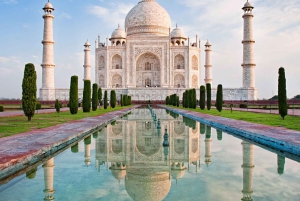 Ab Delhi: All-Inclusive Taj Mahal Tagestour mit Transfers