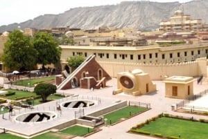 Visite privée d'une journée de Jaipur avec prise en charge à l'hôtel et retour