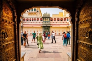 Vanuit Delhi: Jaipur-dagtour met hotelovername per auto