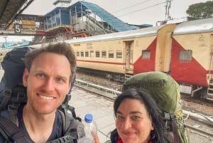 Delhistä: Jaipur-kiertue yksityisautolla tai pikajunalla