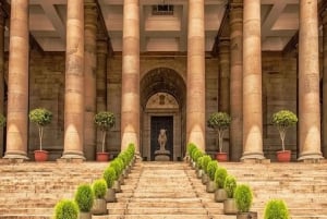 De Deli: passeio privado pelo Taj Mahal e pela cidade de Agra num SUV