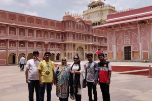 Depuis Delhi : Visite guidée de la ville de Jaipur en voiture le même jour