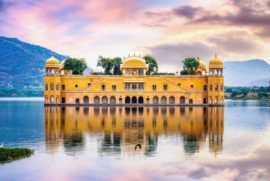 Fra Delhi: Jaipur-tur i bil samme dag
