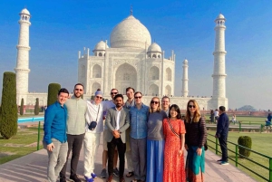 Från Delhi: Taj Mahal & Agra dagstur med Gatimaan-tåg