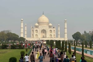 From Delhi: Taj Mahal & Agra Day Trip with Jaipur Drop