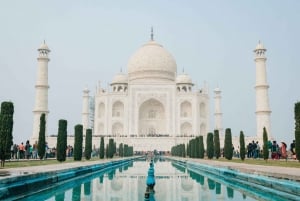 From Jaipur: 2 Day Taj Mahal Overnight Tour By Car