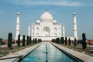 From Jaipur: 2 Day Taj Mahal Overnight Tour By Car