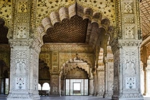 From Jaipur: 2 Day Taj Mahal Overnight Tour By Car