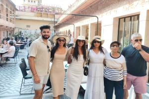 ジャイプールから地元のバザールで4時間のショッピングツアー