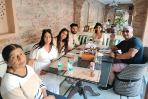 ジャイプールから地元のバザールで4時間のショッピングツアー